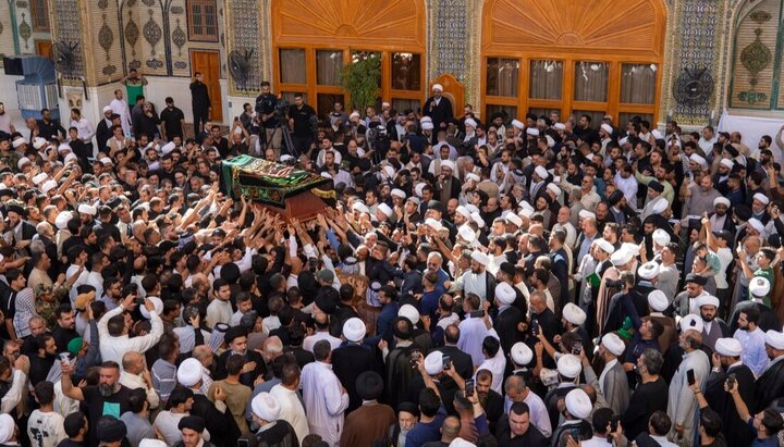تقرير مصور/ حضور واسع في تشييع عقيلة المرجع الأعلى السيستاني في حرم أمير المؤمنين