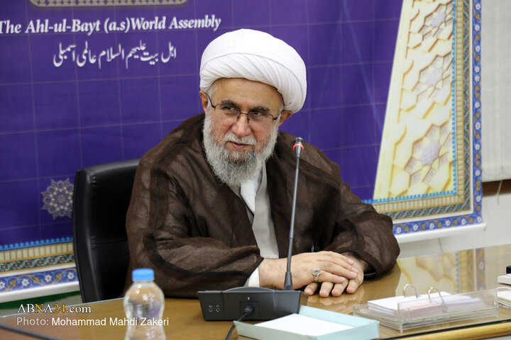 دیدار اعضای گروه قمر بنی هاشم(ع) با دبیرکل مجمع جهانی اهل بیت(ع)