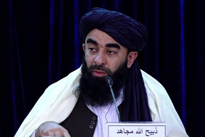 آسوشیتدپرس به نقل از طالبان: قطع اینترنت افغانستان به دلیل تعویض کابل‌های فیبر نوری است