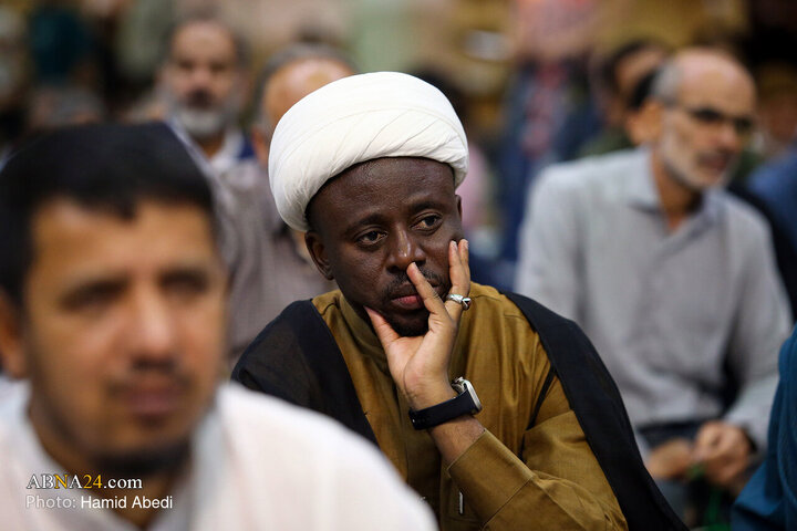 مراسم اولین سالگرد طلایه‌داران محور مقاومت در حرم حضرت معصومه (س)