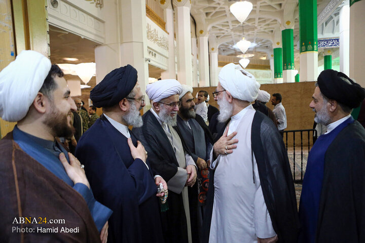 مراسم اولین سالگرد طلایه‌داران محور مقاومت در حرم حضرت معصومه (س)