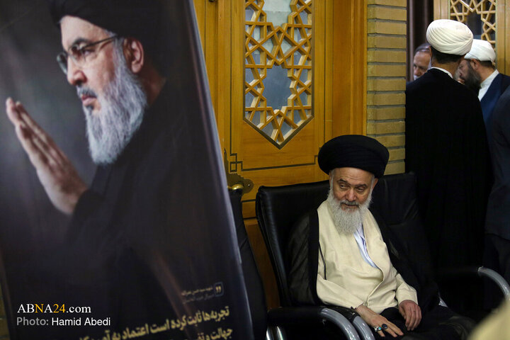 مراسم اولین سالگرد طلایه‌داران محور مقاومت در حرم حضرت معصومه (س)