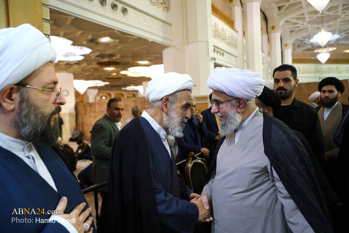 مراسم اولین سالگرد طلایه‌داران محور مقاومت در حرم حضرت معصومه (س)