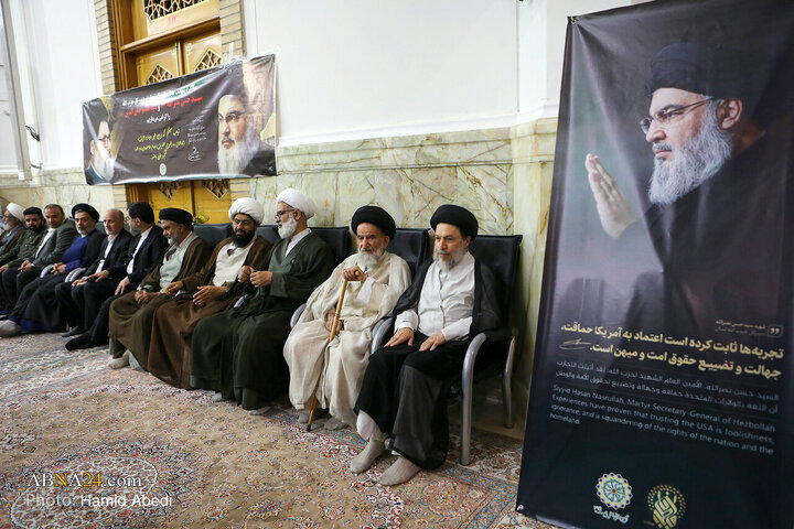 مراسم اولین سالگرد طلایه‌داران محور مقاومت در حرم حضرت معصومه (س)