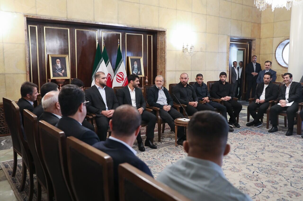 Pres. Pezeshkian: Surrender is not in nature of Iranians