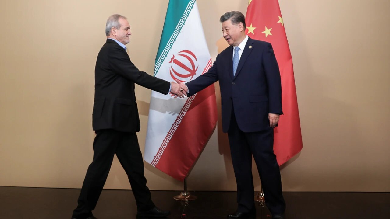 Siyonist medya: Çin potansiyel tehdit haline geldi, İran'la ortaklığı tehlike