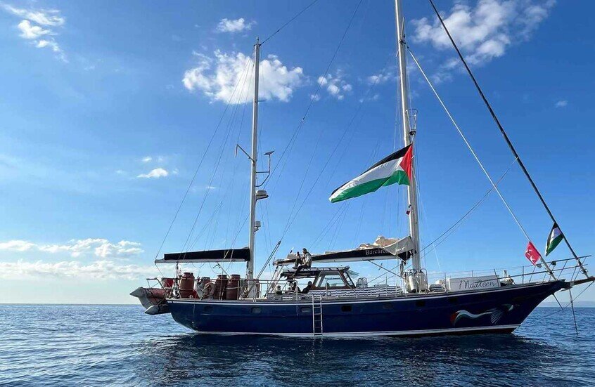 مرت الليلة بسلام.. "أسطول الصمود" على بعد 145 ميلا من غزة