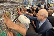 Photos: Iran's Parliament Speaker visits Hazrat Masoumeh holy shrine