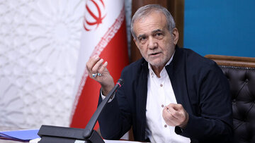 Pezeshkian: O caminho da nação iraniana é a resistência contra os opressores