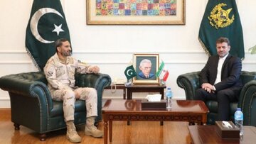 پاکستان اور ایران کا منشیات اسمگلنگ کے خلاف انٹیلیجنس تعاون بڑھانے پر اتفاق