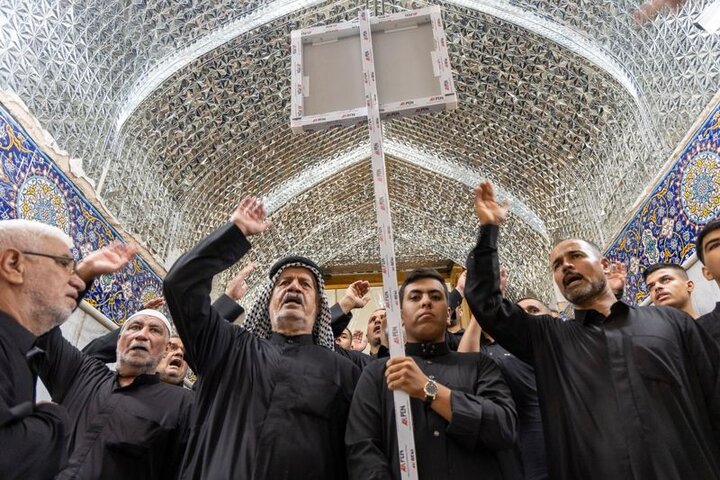 إحياء ذكرى رحيل السيدة المعصومة (عليها السلام) في مدينة الكاظمية