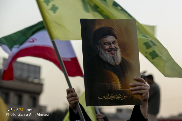 اجتماع مردمی «انا علی العهد» در تهران