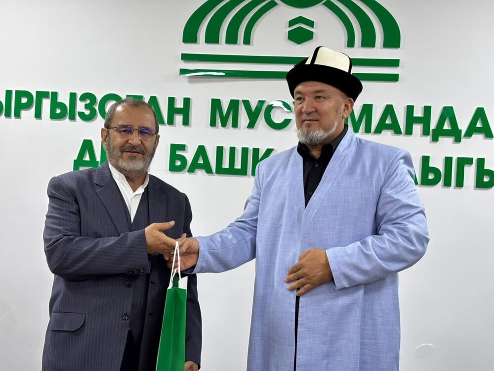 Unity is Foundation for Confronting Extremism