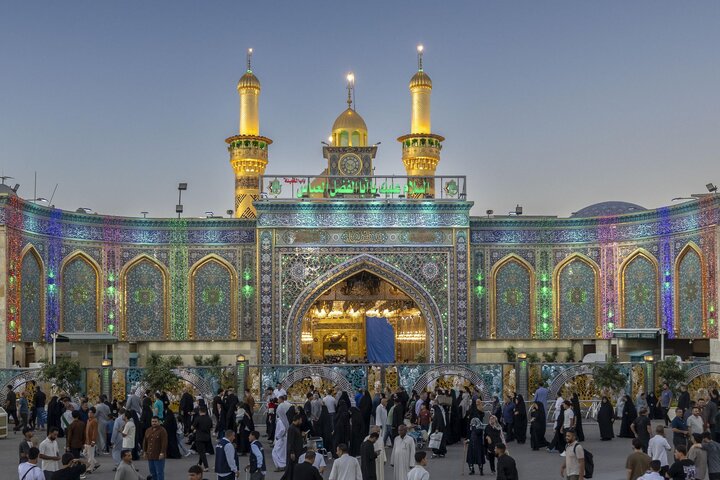 أجواء ليلة الجمعة عند مرقد أبي الفضل العباس (عليه السلام)