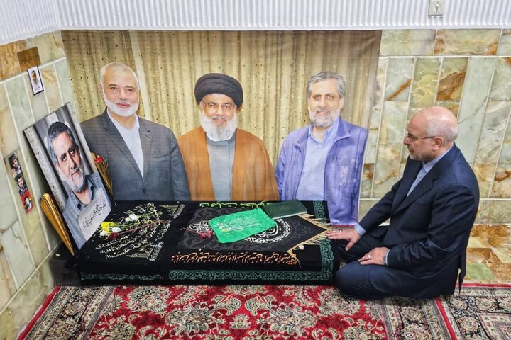 Informe fotográfico | El presidente del Parlamento de Irán visita el santuario sagrado de Hazrat Masumeh