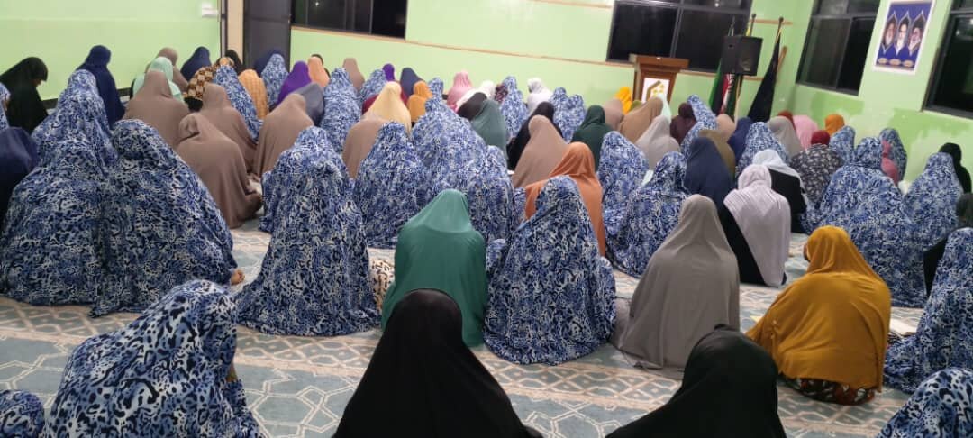 Dua’u al-Nudba yafanyika Madrasa ya Mabinti wa Kiislamu ya Hazrat Zainab (a.s), Kigamboni - Dar es Salaam +Picha
