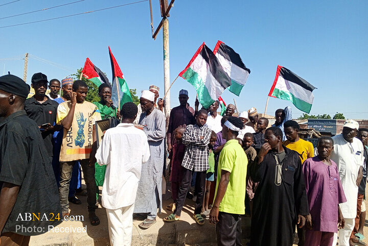 راهپیمایی پیروان شیخ زکزاکی در شهر  کاتسینا، نیجریه