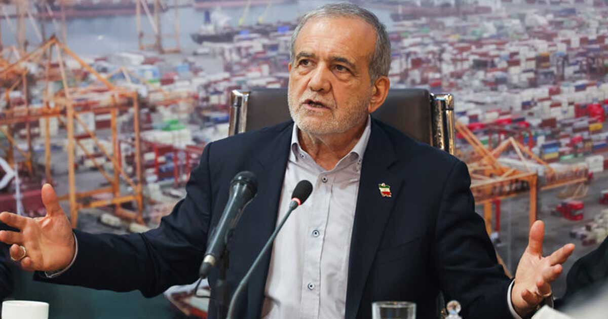 হুমকি ও নিষেধাজ্ঞা মোকাবিলায় ঐক্যের আহ্বান ইরানের প্রেসিডেন্টের।