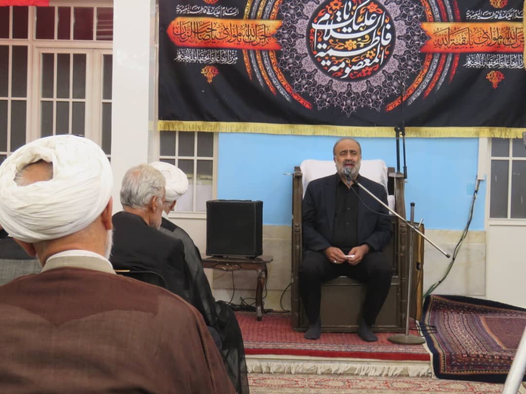 برگزاری مراسم عزاداری سالروز وفات حضرت معصومه(س) در دفتر آیتالله فاضل لنکرانی + تصاویر