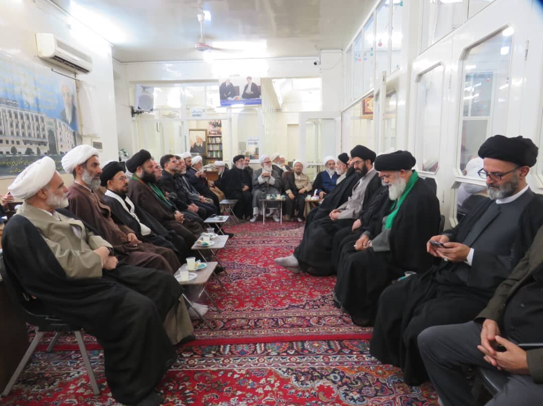 برگزاری مراسم عزاداری سالروز وفات حضرت معصومه(س) در دفتر آیتالله فاضل لنکرانی + تصاویر