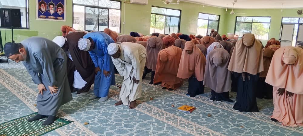 Kuzingatia Umuhimu wa Swala ya Ijumaa na Tabia Njema katika Hawzat ya Wasichana ya Hazrat Zainab (s.a) - Tanzania