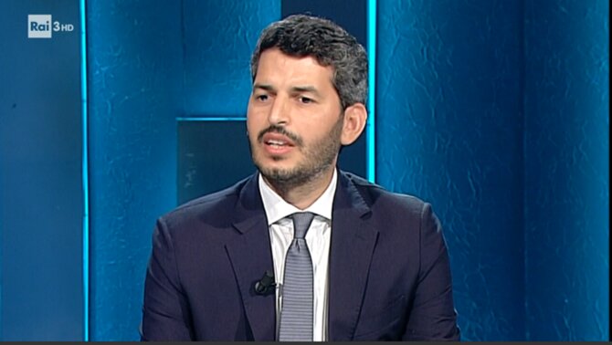 رئیس اتحادیۀ جوامع اسلامی ایتالیا پس از بازداشت در کاروان صمود، به رم بازگشت