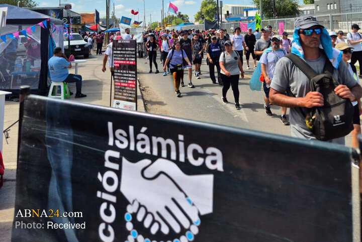 ایستگاه صلح و خدمت داوطلبان «حسین کیست؟» در مراسم زیارت لوخان