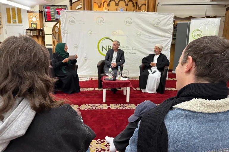 روز باز مساجد در آلمان؛ فرصتی برای گفتوگوی ادیان و شناخت اسلام از نزدیک