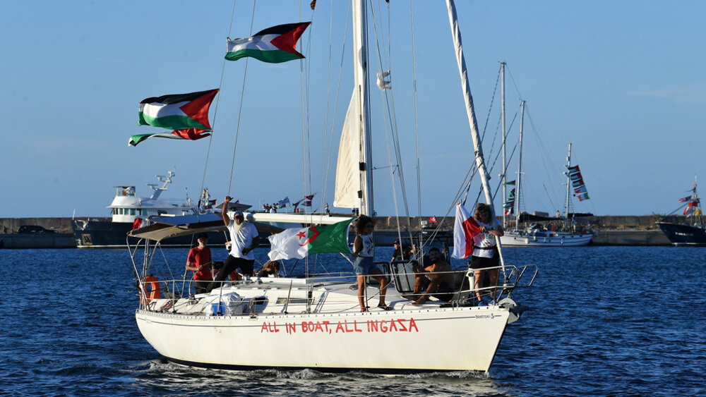 Israeli Troops Accused of Forcing Greta Thunberg to Kiss Dirty Zionist Flag in Flotilla Crackdown