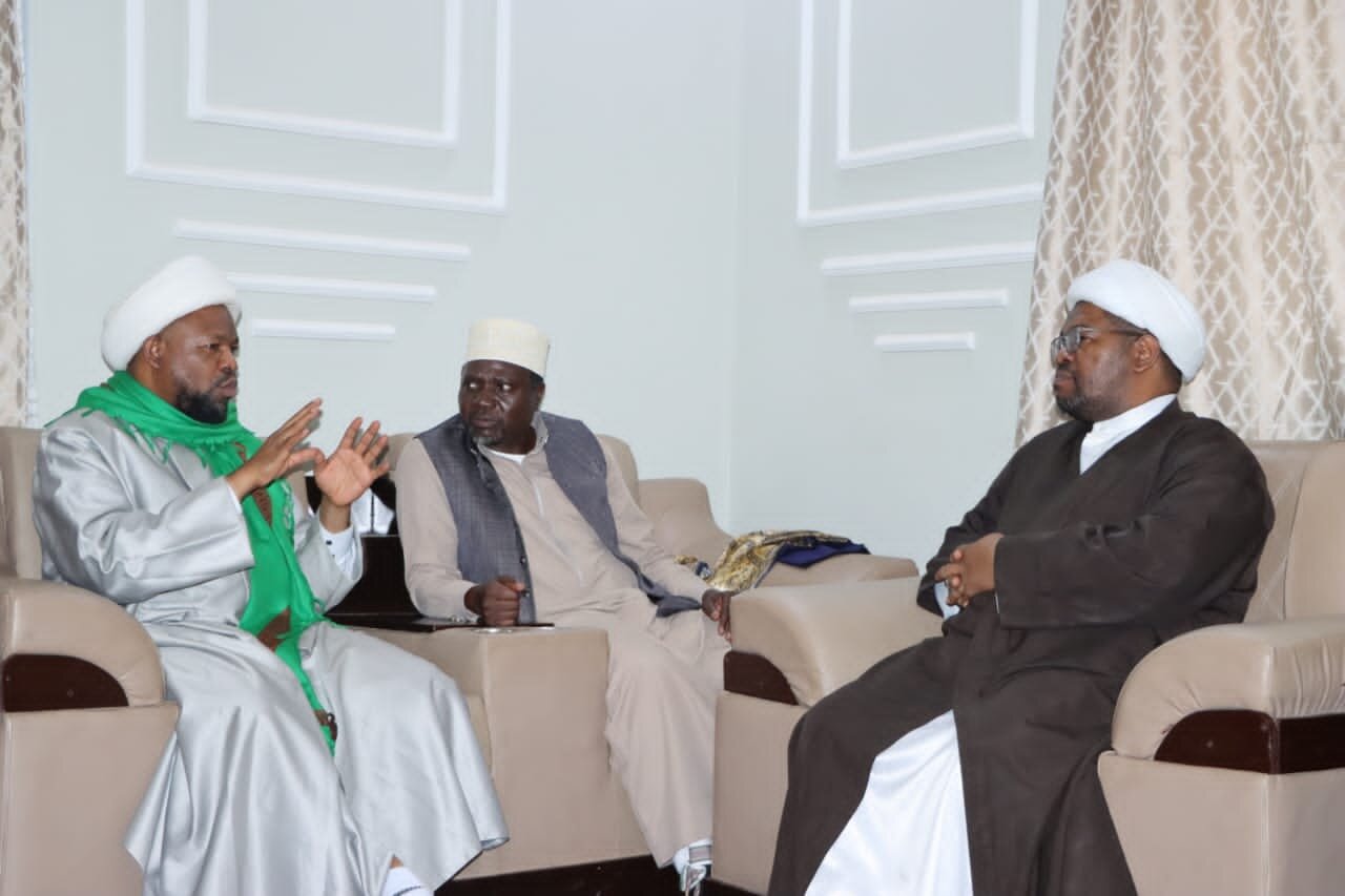 Sheikh Hemed Jalala na Sheikh wa Mkoa wa Tabora (BAKWATA) waonyesha: Matendo ya Hekima Yanayounganisha Watu na Kuimarisha Umoja wa Kiislamu