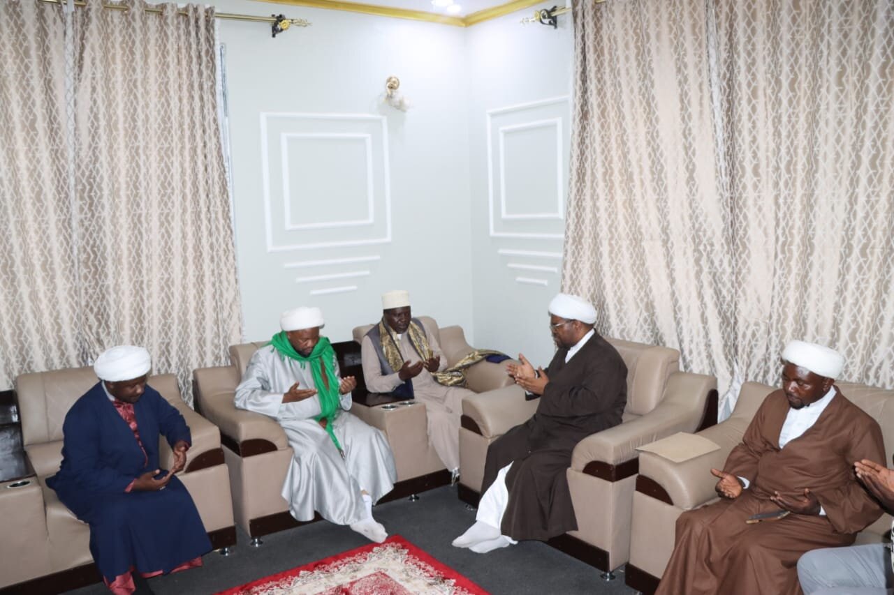 Sheikh Hemed Jalala na Sheikh wa Mkoa wa Tabora (BAKWATA) waonyesha: Matendo ya Hekima Yanayounganisha Watu na Kuimarisha Umoja wa Kiislamu