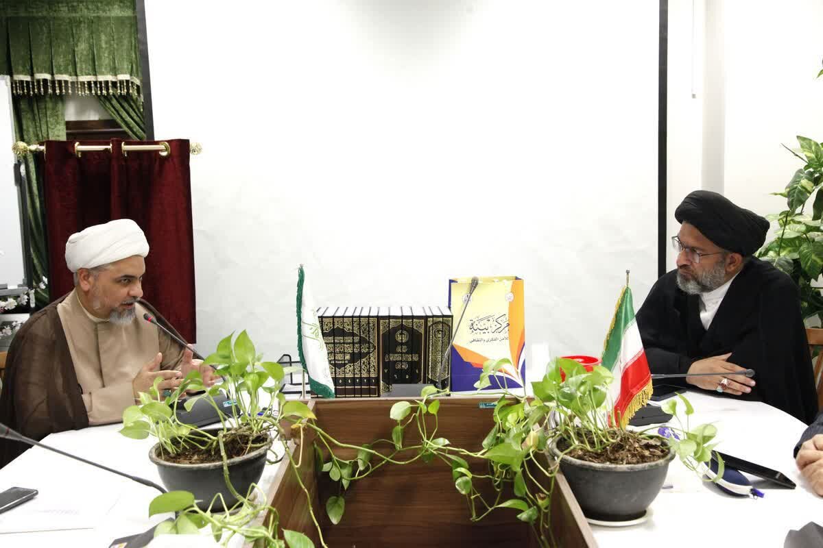 رونمایی از موسوعه «مستندات تروریست القاعده و داعش در عراق» در کتابخانه فاطمی + عکس