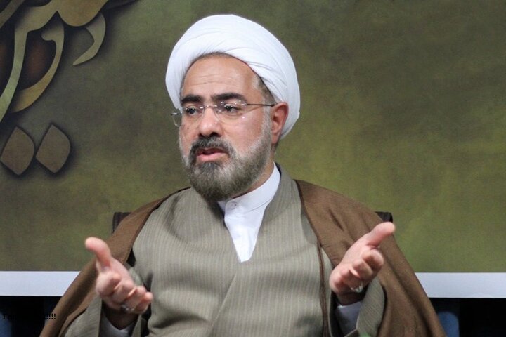 حجت‌الاسلام جوادی آملی: امروز سلاح اجتهاد کُند شده است/ باید رساله‌های جدیدی در حوزه‌های مختلف تدوین شود