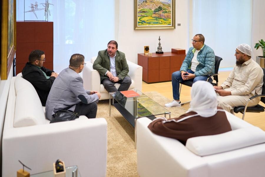 کمیسیون اسلامی اسپانیا خواستار لغو طرح پارلمان مبنی بر ممنوعیت برگزاری مراسم عید قربان شد