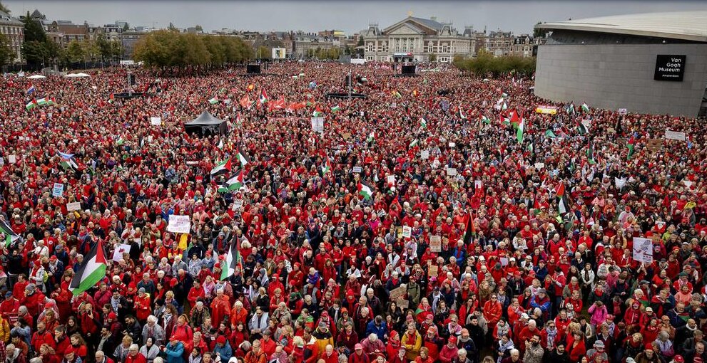 فيديو | مشاركة نحو ربع مليون شخص في مظاهرة مؤيدة للفلسطينيين في أمستردام