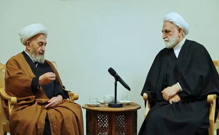 آية اللّه السبحانيّ يوجه رسالة إلى رئيس السلطة القضائيّة يحدد فيها شروط المهر