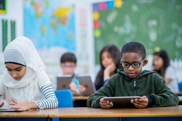 カナダの活動家、当局にムスリム学生への支援を要請