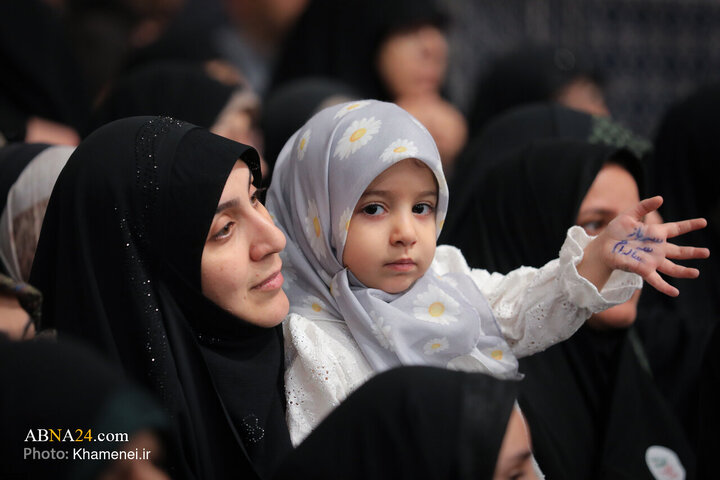 رویداد ملّی «ایران همدل» در حسینیه امام خمینی(ره)