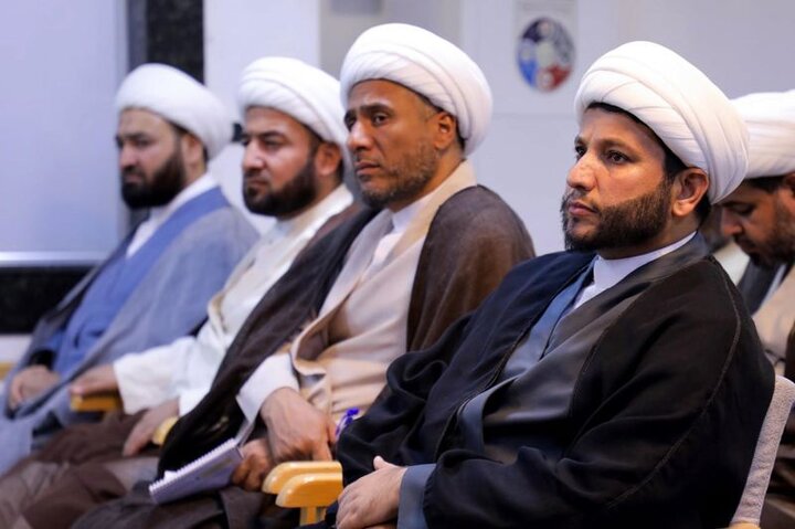 إقامة ورش تخصصية عن إعداد المحاضرات في كربلاء