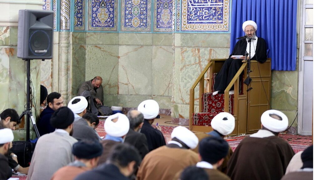 تحلیل و تبیین فقهی اجتهادی فرمایش رهبری درباره مرجعیت زنان؛ از نگاه فقهای متقدم تا ضرورت جامع