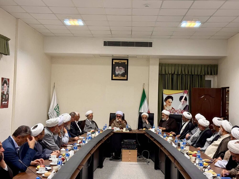 Astan Quds Razavi Custodian: Scholars Must Expose Enemy Conspiracies and Defend Essence of Islam