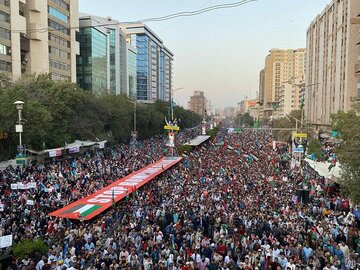 طوفان الاقصی کی دوسری سالگرہ پر کراچی میں عظیم الشان ریلی،اسرائیل و امریکہ کے خلاف نعرے گونج اٹھے