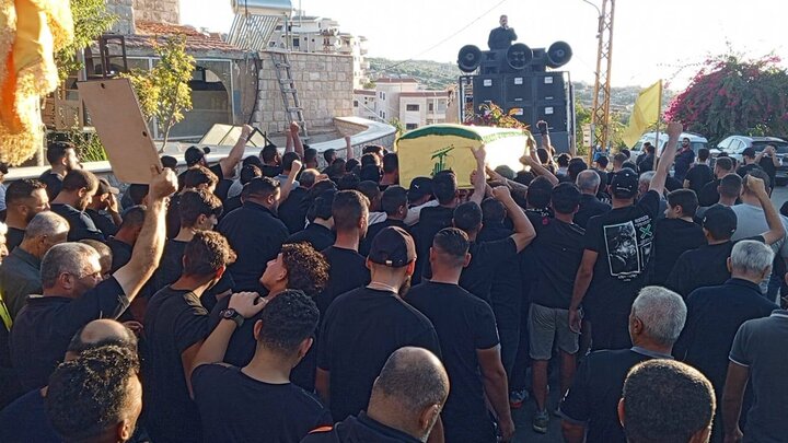 حزب الله وجماهير المقاومة يشيّعون الشّهيد علي قدوح في ياطر جنوب لبنان