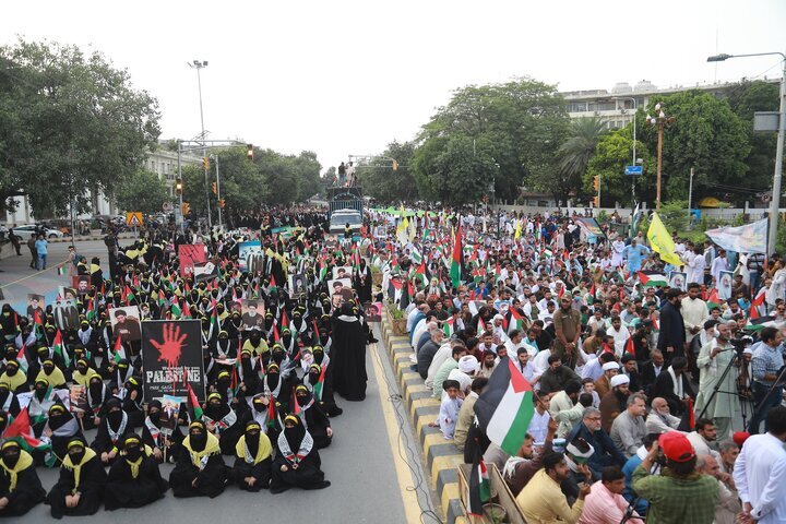 لاہور: طوفان الاقصیٰ کی سالگرہ کے موقع پر فلسطین کے حق میں عظیم الشان مارچ