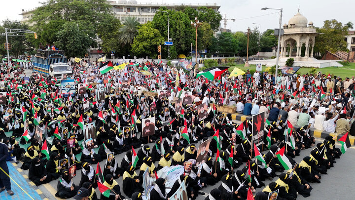 لاہور: طوفان الاقصیٰ کی سالگرہ کے موقع پر فلسطین کے حق میں عظیم الشان مارچ