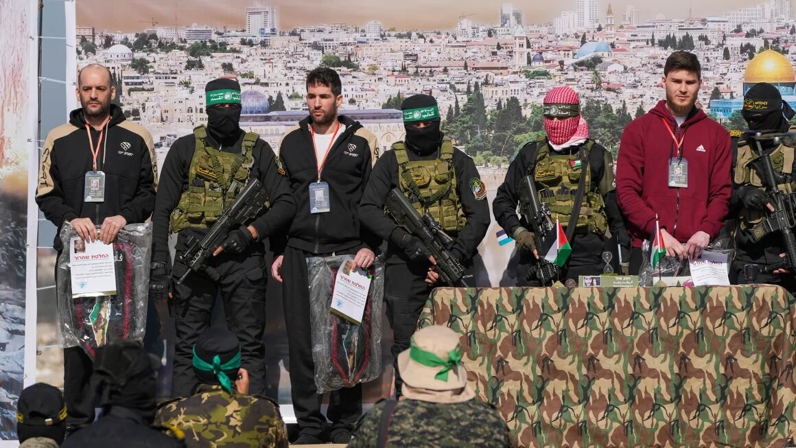 Hamas Demands Final Captive Release Coincide with Full Israeli Withdrawal