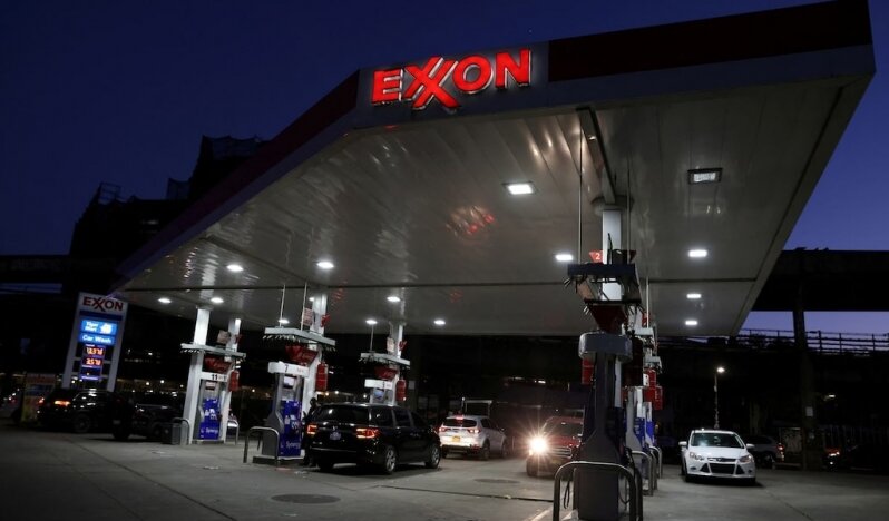 Irak Direnişinin Kararlılığına Karşı: ExxonMobil Mecnun Petrol Sahasına Geri Dönüyor