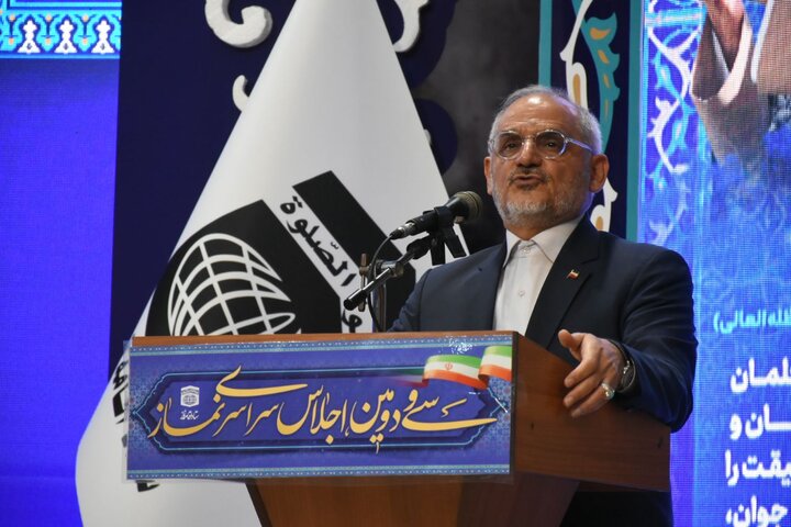 حاجی میرزایی: اقامه نماز مفهومی فراتر از خواندن نماز و ناظر به اقامه عدل، تقوا و وحدت است