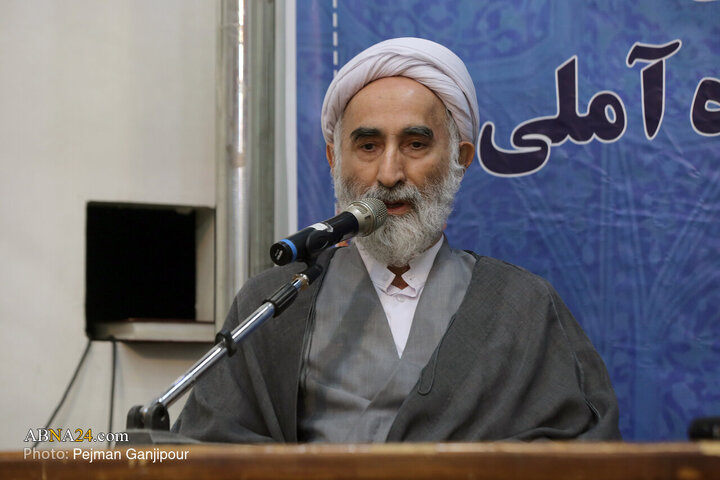 همایش بزرگداشت علامه ذوالفنون حسن‌زاده آملی در اصفهان