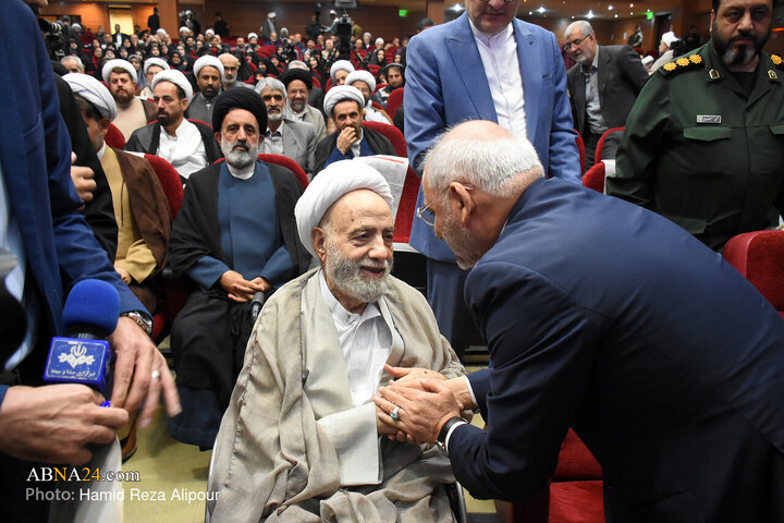 سی‌ودومین اجلاس سراسری نماز در شهر رشت